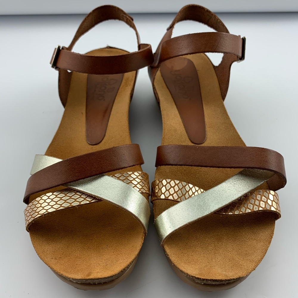 Sandals • Yokona Cork Wood